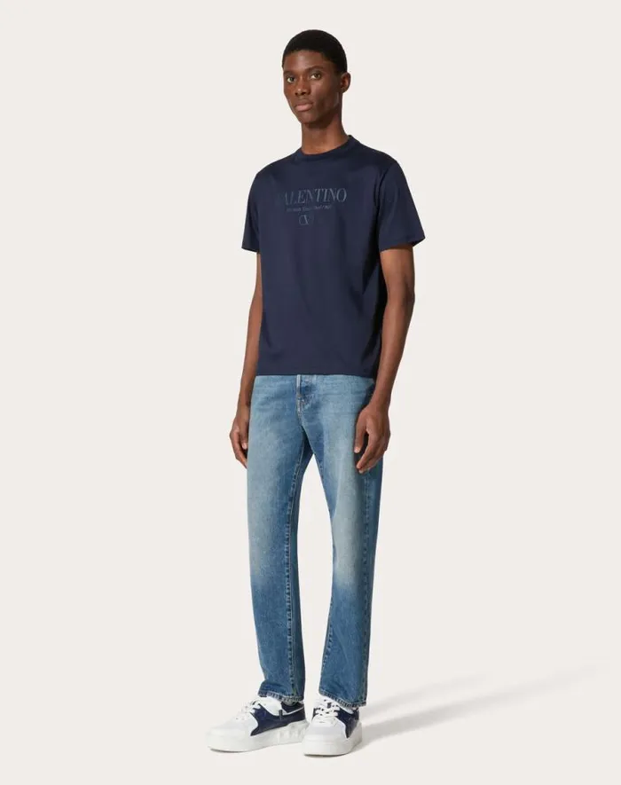 Valentino Tshirts And Sweatshirts Man Valentino Print Cotton Crewneck Tshirt For Man In Navy Navy Valentino Tshirts And Sweatshirts Man Valentino Print Cotton Crewneck Tshirt For Man In Navy Navy