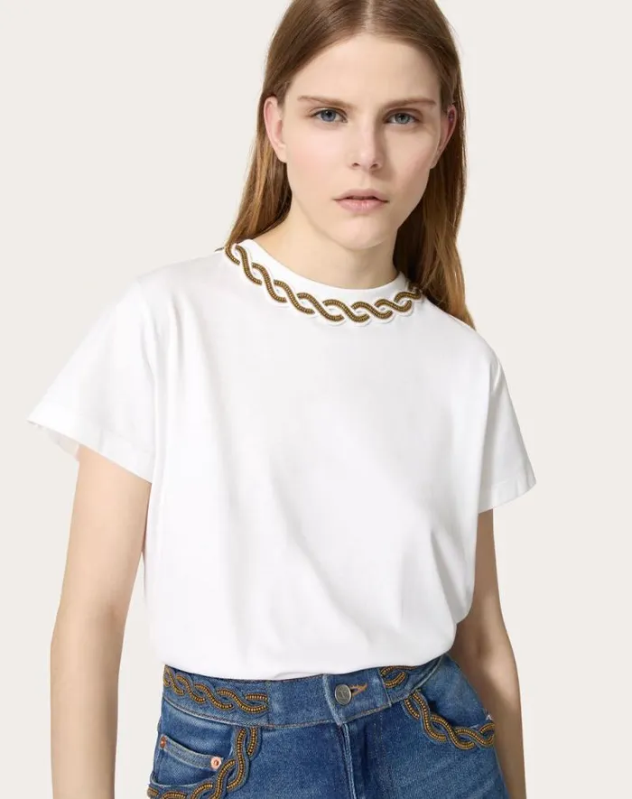 Valentino Tshirts And Sweatshirts Woman Embroidered Cotton Jersey Tshirt For Woman In White White Valentino Tshirts And Sweatshirts Woman Embroidered Cotton Jersey Tshirt For Woman In White White