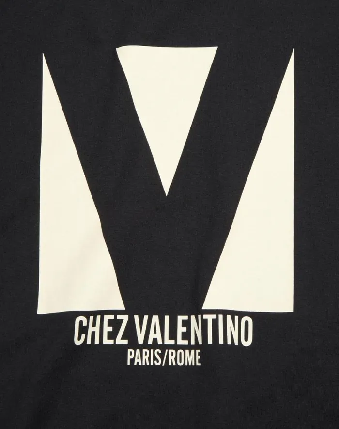 Valentino Tshirts And Sweatshirts Woman Jersey Cotton Tshirt With Chez Valentino Print For Woman In Ivory Ivory Valentino Tshirts And Sweatshirts Woman Jersey Cotton Tshirt With Chez Valentino Print For Woman In Ivory Ivory