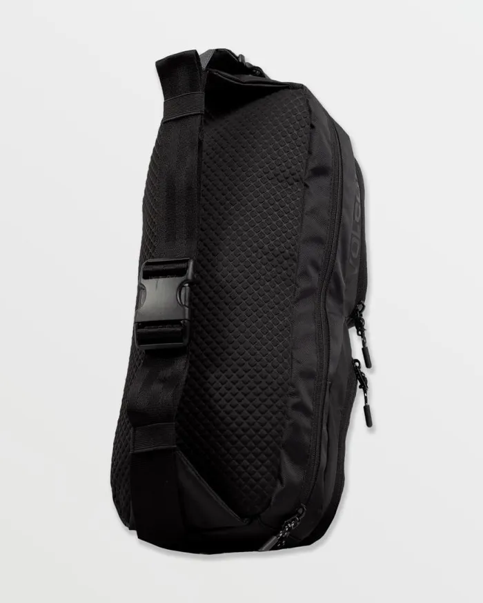 Venture Sling Pack 8211 Black Mens Volcom Bags and Backpacks