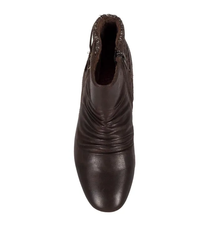 Women Baretraps Booties Peanut Bootie Dark Brown