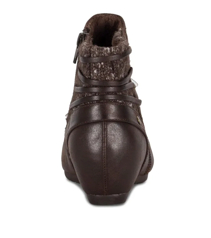 Women Baretraps Booties Peanut Bootie Dark Brown