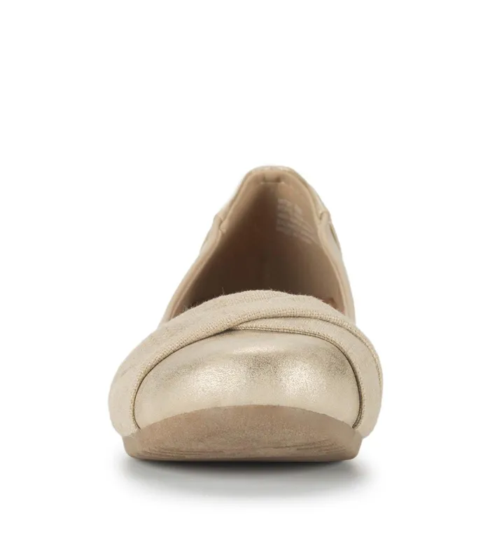 Women Baretraps Flats and Loafers Mitsy Casual Flat Light Gold