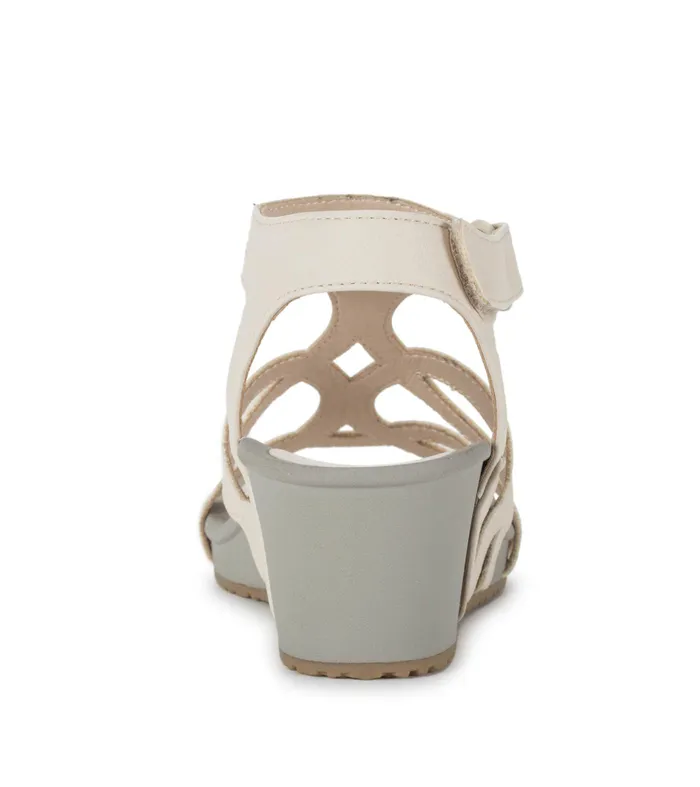 Women Baretraps Rebound Sandals Raeanne Wedge Sandal Cream