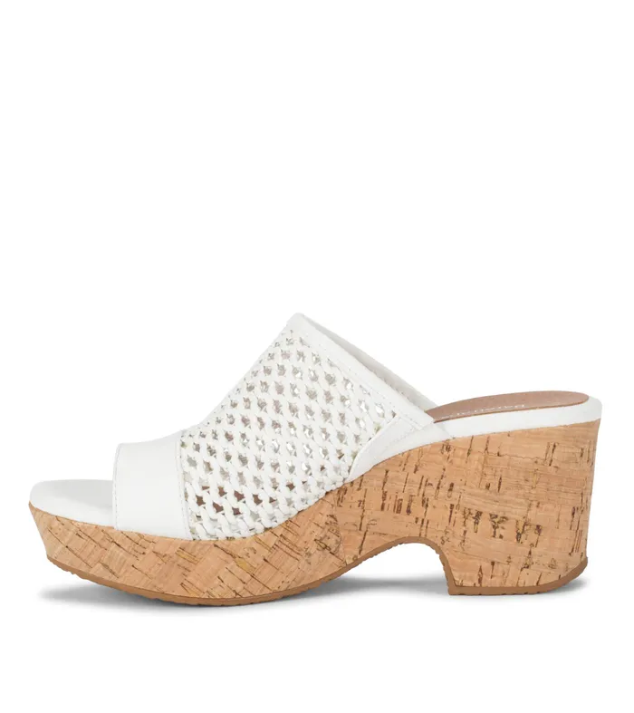 Women Baretraps Slides and Slip On Sandals Bethie Wedge Sandal White