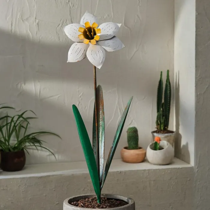 Women Daffodil Sunshine Stake Sundance Catalog Decor