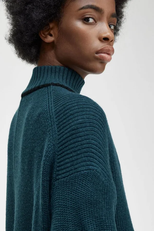 Women Fishtail Hem Mock Neck Jumper Petrol Blue Fred Perry Knitwear
