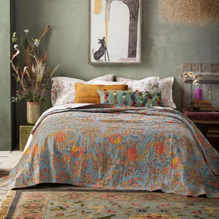 Women Flora Bounty Lightweight Quilt Sundance Catalog Bedding and Bath