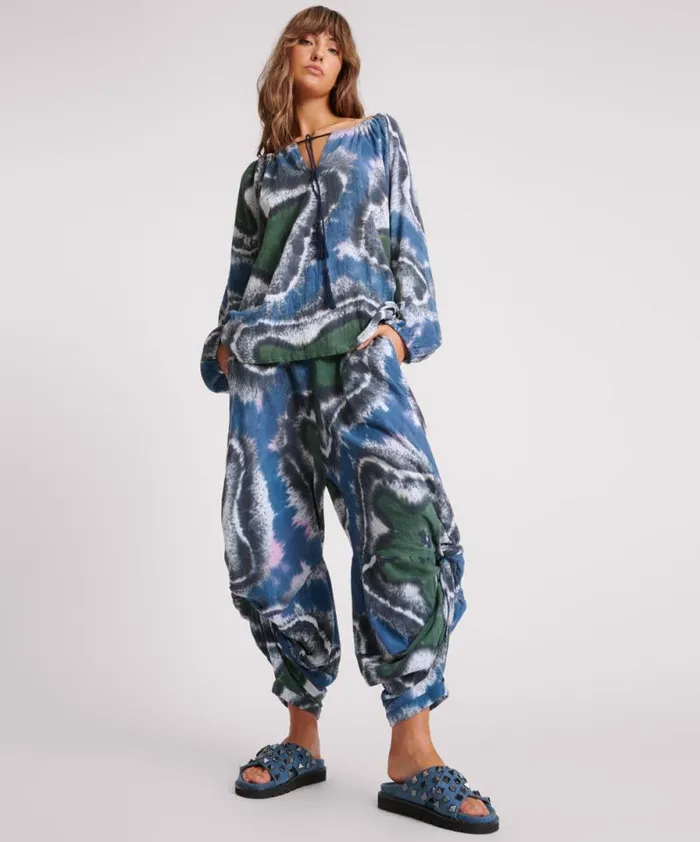 Women HAND PAINTED FLORAL MUSLIN GYPSY PANT One Teaspoon Bottoms