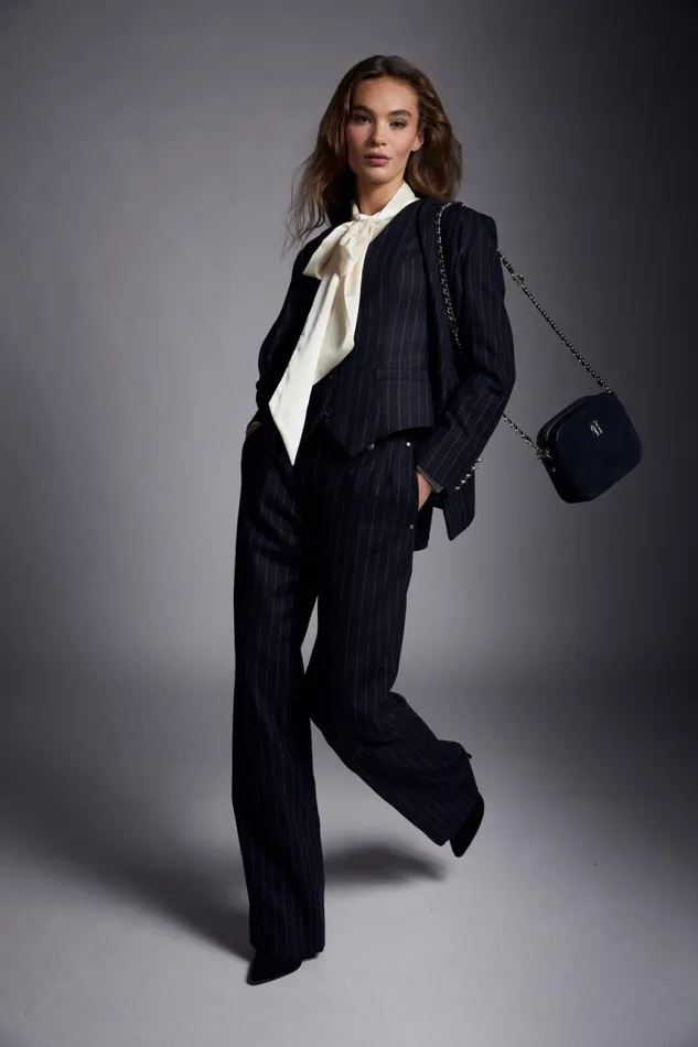 Women In Stock Tailoring Holland Cooper Hampton Waistcoat Navy Chalk Pinstripe