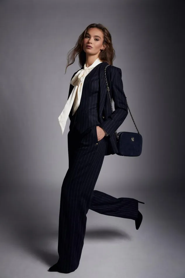 Women In Stock Tailoring Holland Cooper Hampton Waistcoat Navy Chalk Pinstripe