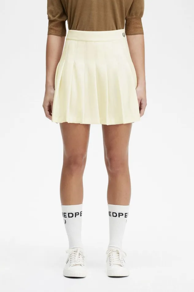 Women Pleated Tennis Skirt Ecru Fred Perry Trousers and Skirts