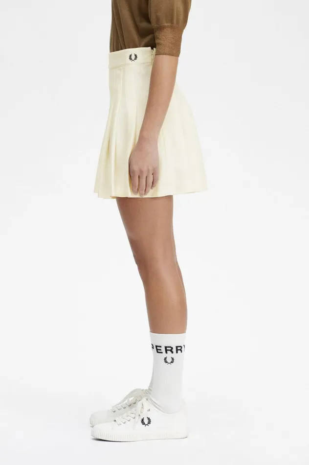 Women Pleated Tennis Skirt Ecru Fred Perry Trousers and Skirts