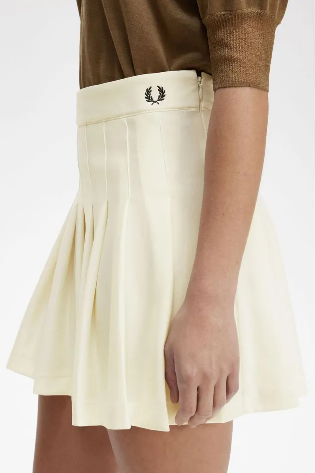 Women Pleated Tennis Skirt Ecru Fred Perry Trousers and Skirts