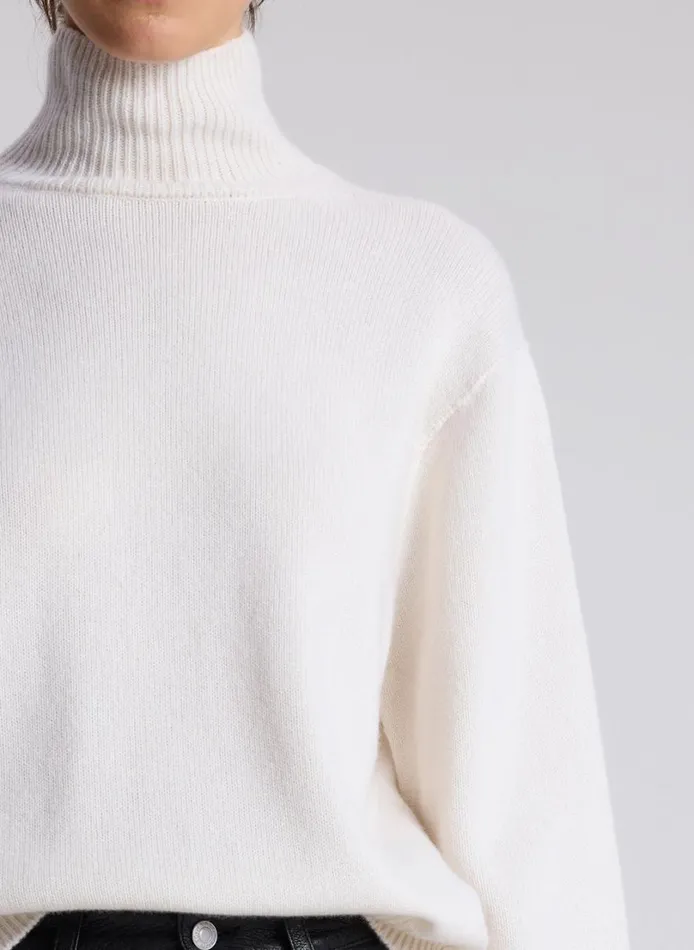 Women Sweaters ALC Teddy Cashmere Turtleneck Sweater Natural