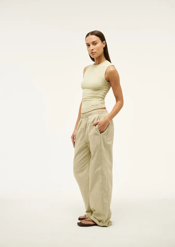 Women WAVEFORM PANT IN OVERCAST Pants PE Nation