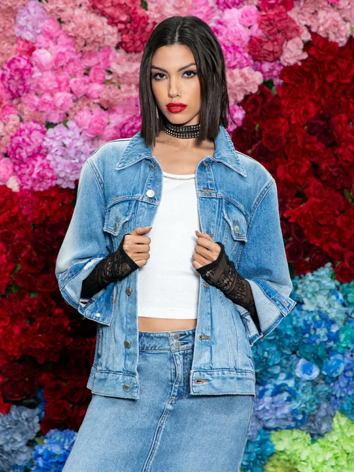 Womens Jackets Coats Alice Olivia Jeff Oversized Denim Jacket Light Indigo Bleached Stripe Womens Jackets Coats Alice Olivia Jeff Oversized Denim Jacket Light Indigo Bleached Stripe